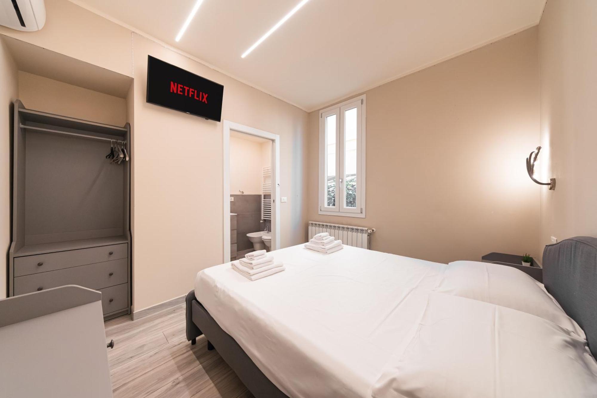 Dall'Arca Suites Bologna Station - Center - Fiera Eksteriør billede