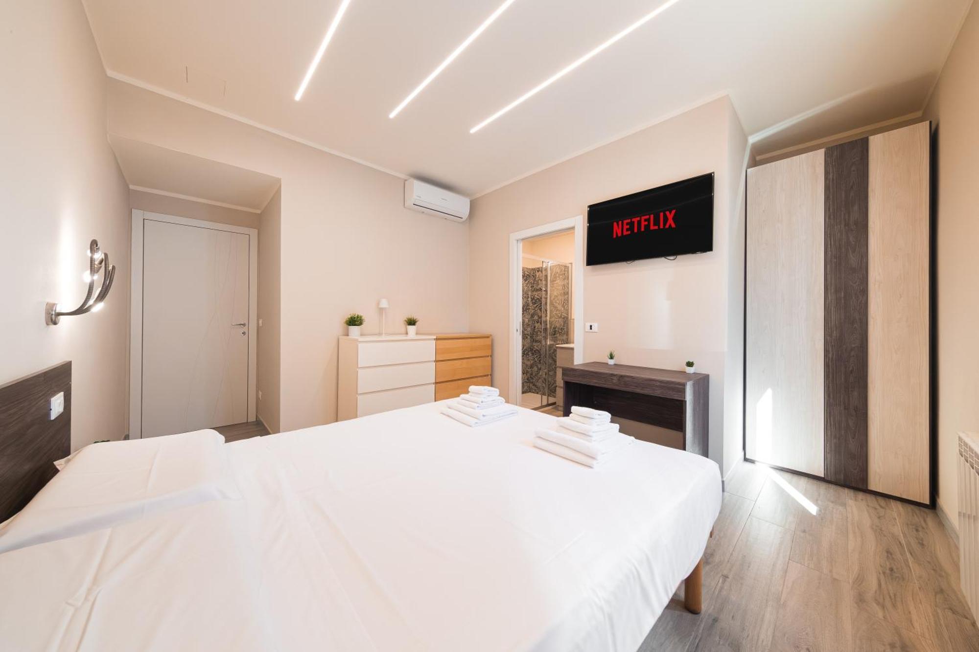 Dall'Arca Suites Bologna Station - Center - Fiera Eksteriør billede