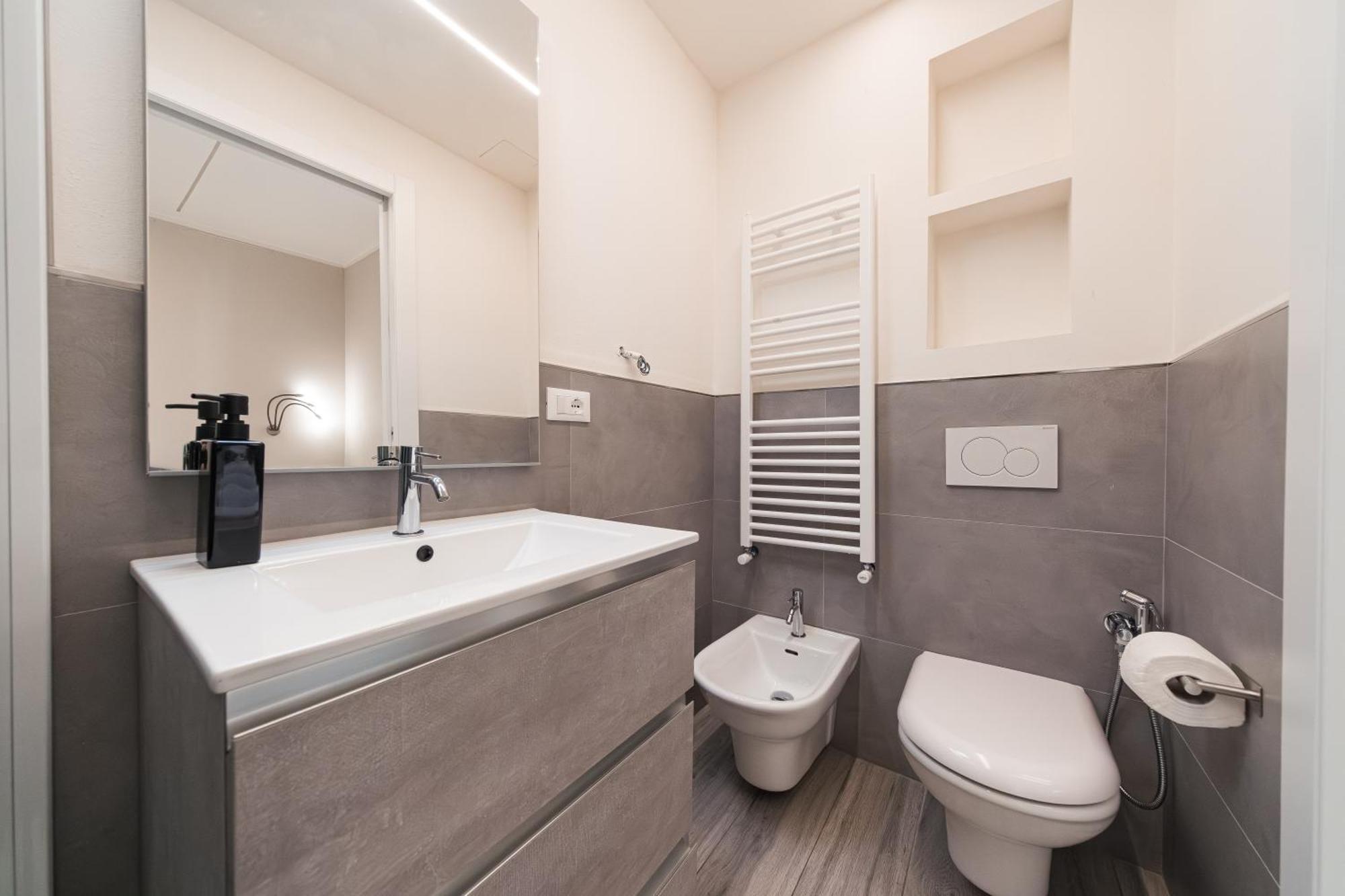 Dall'Arca Suites Bologna Station - Center - Fiera Eksteriør billede