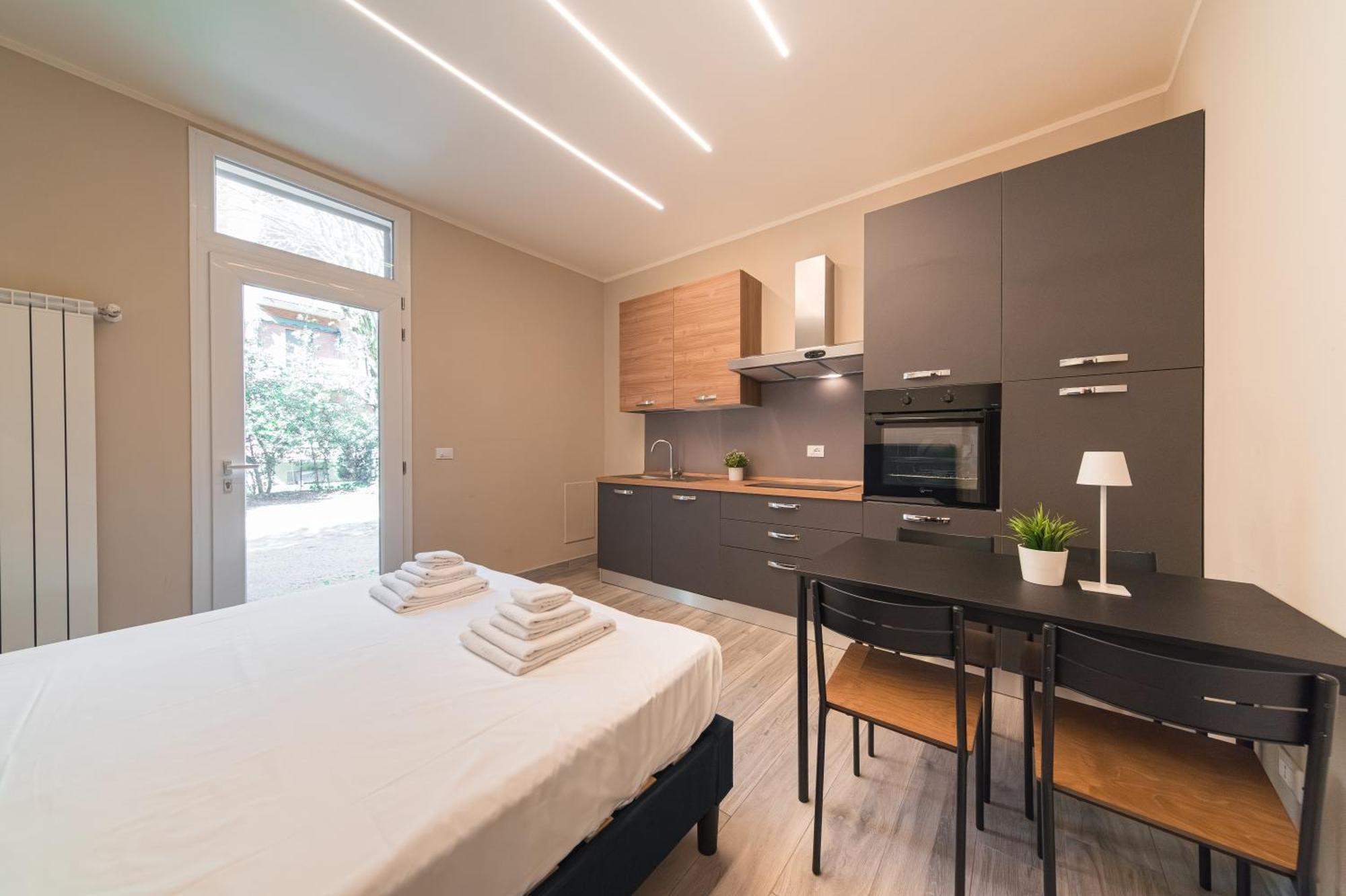 Dall'Arca Suites Bologna Station - Center - Fiera Eksteriør billede